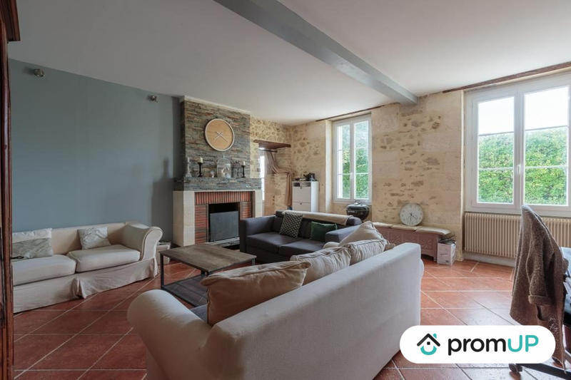 Maison ancienne - 210 m² - 8 pièces