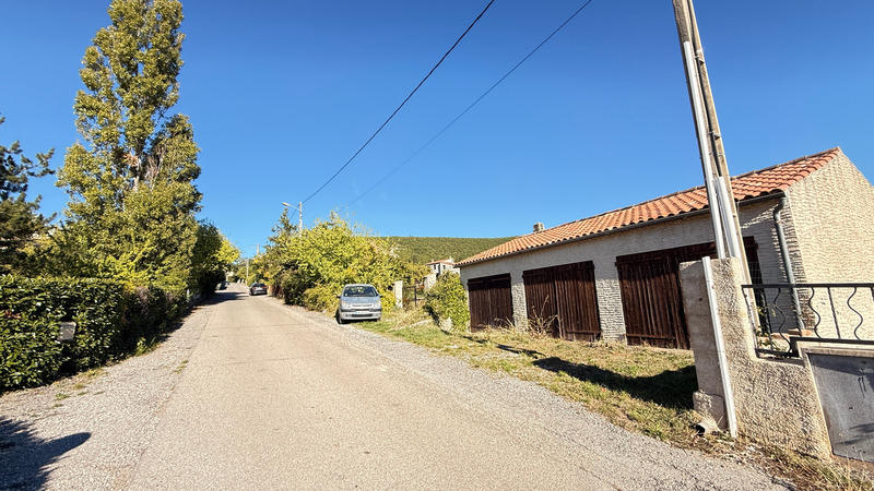 Terrain constructible - 8 085 m²