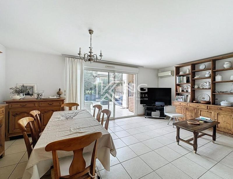 Appartement - 116 m² - 6 pièces