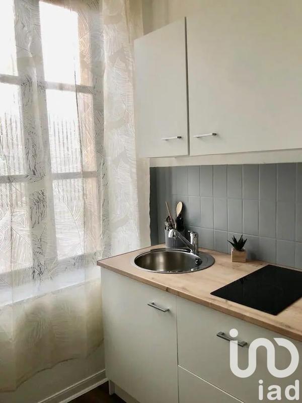 Studio - 25 m² - 1 pièce