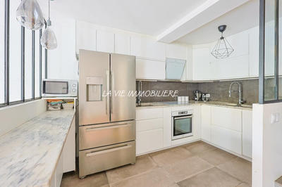 Appartement - 98 m² - 4 pièces