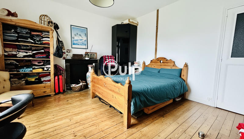 Demeure - 312 m² - 12 pièces