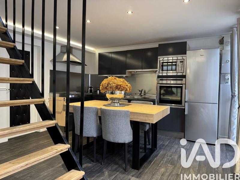 Maison de ville - 84 m² - 6 pièces