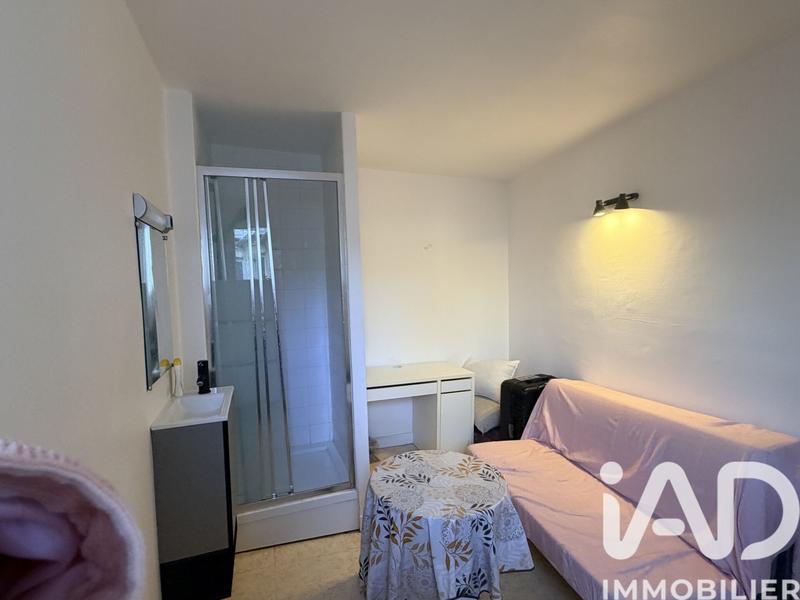 Studio - 10 m² - 1 pièce