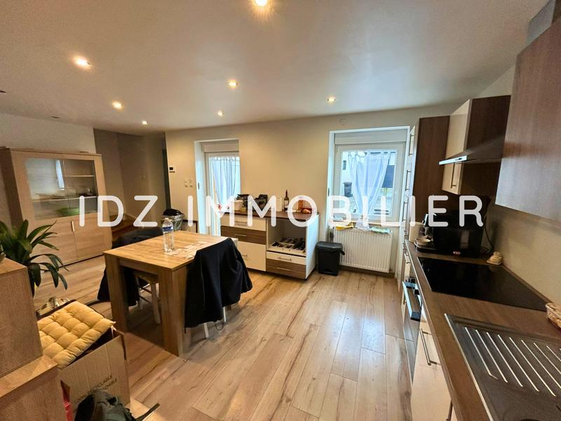 Maison - 95 m² - 4 pièces