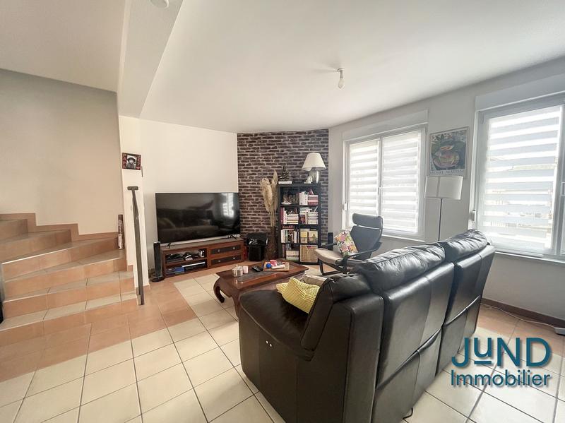 Maison - 94 m² - 5 pièces