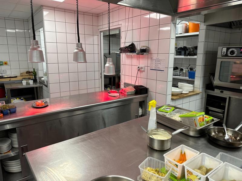 Local commercial - 238 m² - 4 pièces