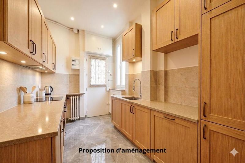 Appartement - 102 m² - 5 pièces