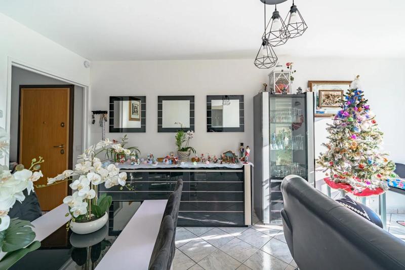 Appartement - 79 m² - 4 pièces