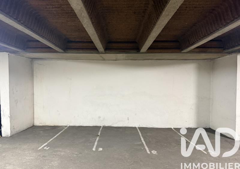 Parking - 12 m²
