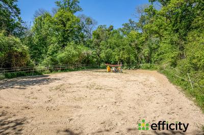 Maison - 246 m² - 11 pièces