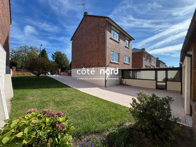 Maison - 84 m² - 4 pièces