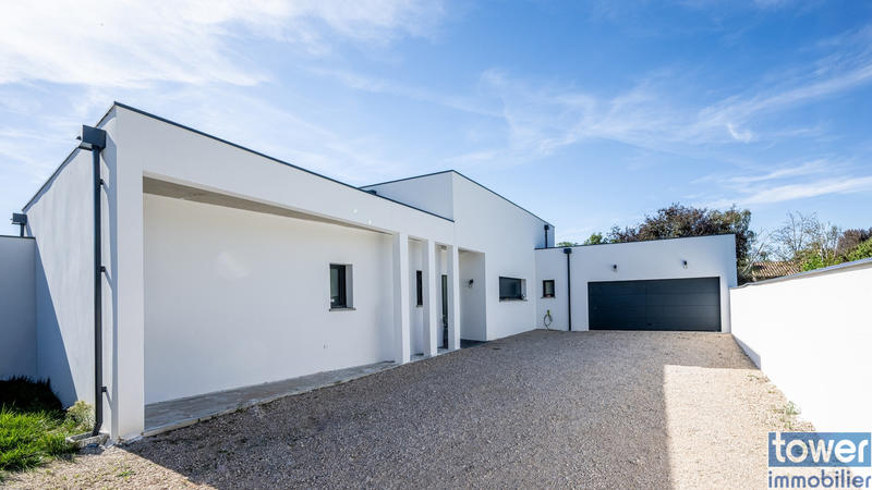 Maison - 200 m² - 6 pièces