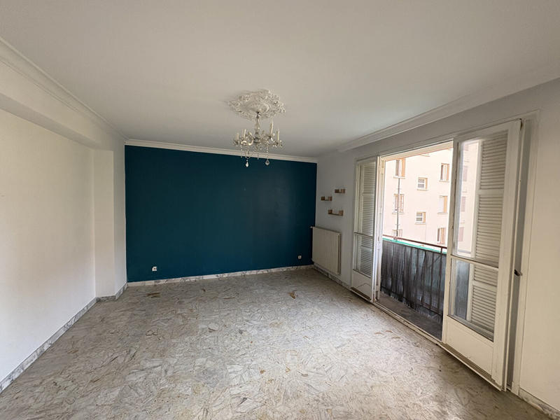 Appartement - 82 m² - 4 pièces