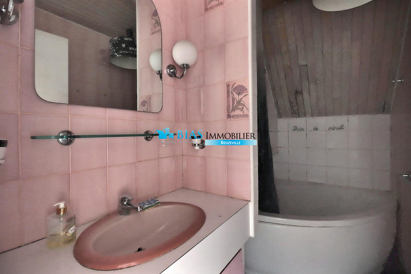 Maison - 202 m² - 5 pièces