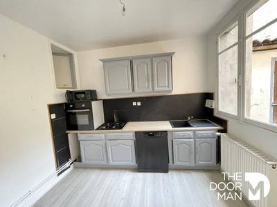 Maison - 77 m² - 4 pièces