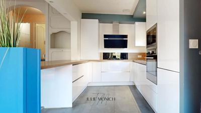 Maison - 99 m² - 5 pièces