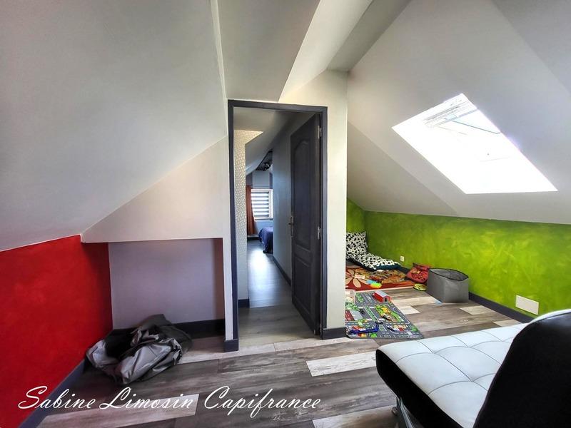 Maison - 105 m² - 4 pièces