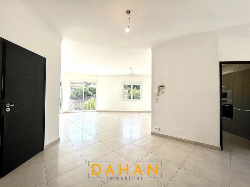 Appartement - 88 m² - 4 pièces