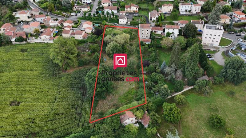 Terrain constructible - 4 346 m²