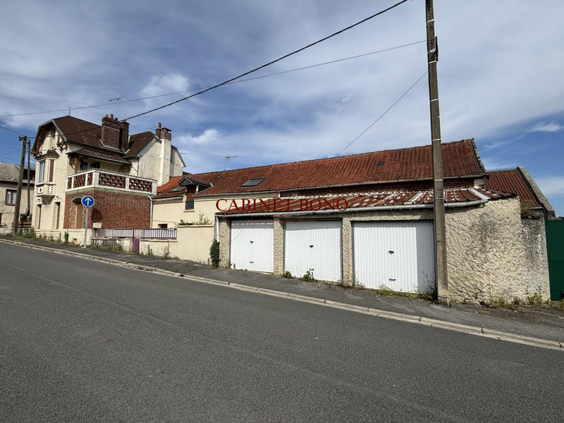 Maison ancienne - 242 m² - 10 pièces
