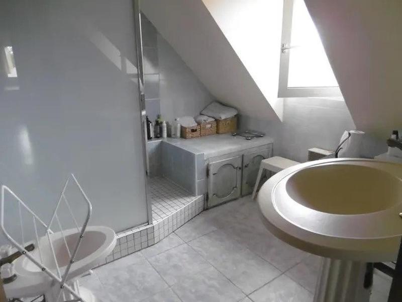 Maison - 210 m² - 9 pièces