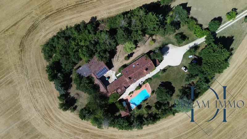 Maison - 308 m² - 5 pièces