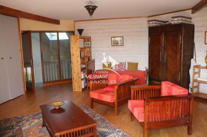 Maison d'architecte - 211 m² - 8 pièces