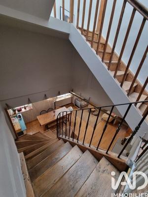 Maison - 236 m² - 8 pièces