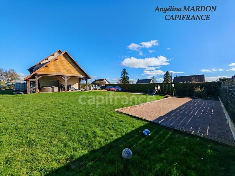 Maison - 93 m² - 5 pièces