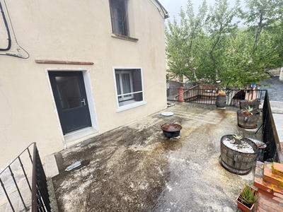 Maison de village - 80 m² - 4 pièces
