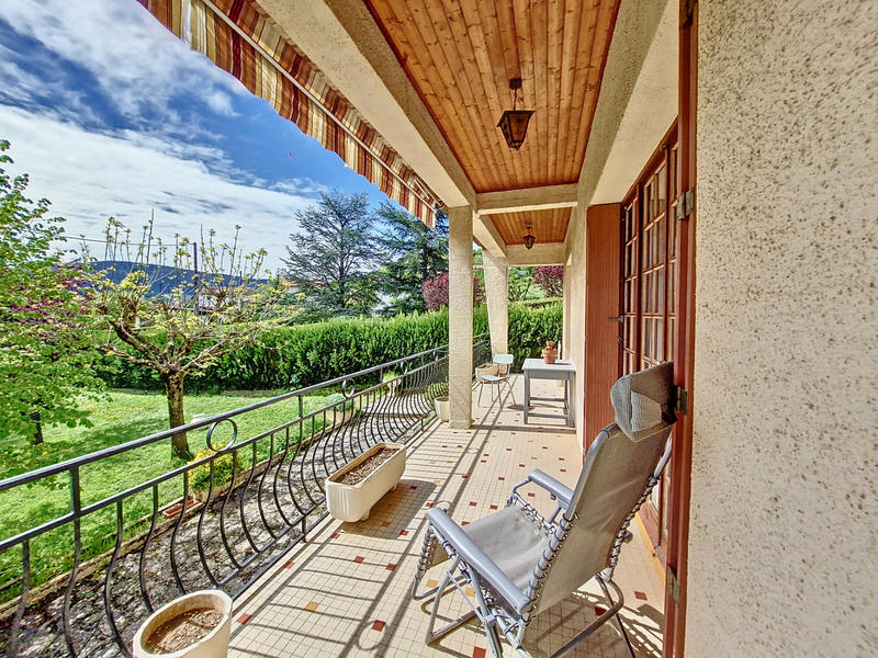 Maison - 105 m² - 4 pièces