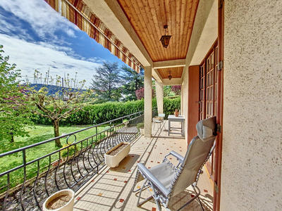 Maison - 105 m² - 4 pièces