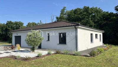 Maison - 121 m² - 5 pièces