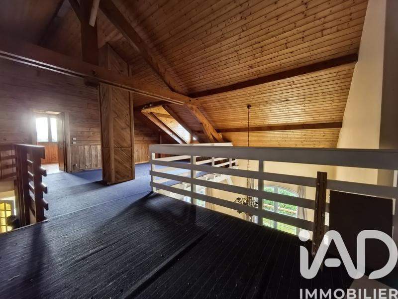 Maison - 332 m² - 11 pièces