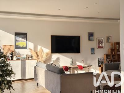 Maison - 180 m² - 7 pièces