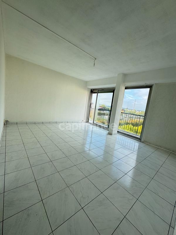 Appartement - 76 m² - 4 pièces