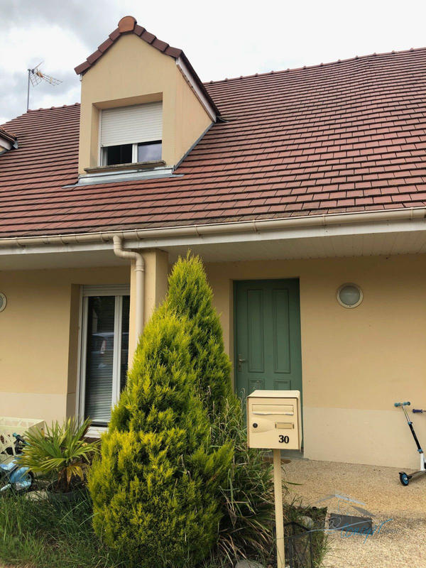 Maison traditionnelle - 85 m² - 5 pièces