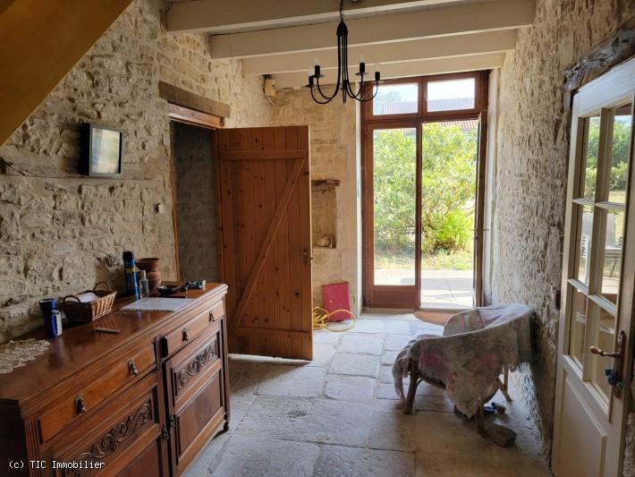 Maison ancienne - 141 m² - 6 pièces