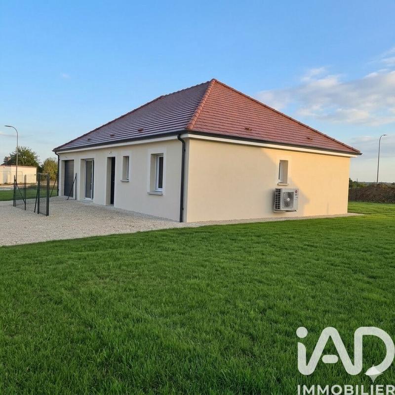 Maison - 93 m² - 5 pièces