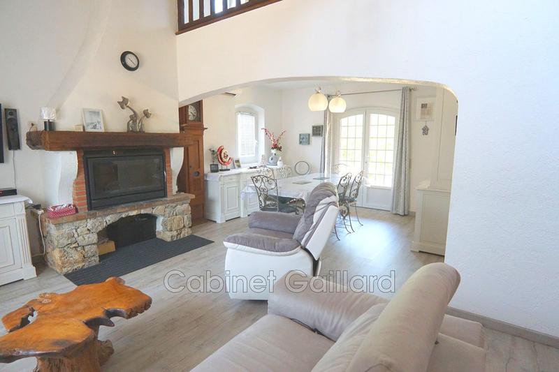 Villa - 180 m² - 5 pièces