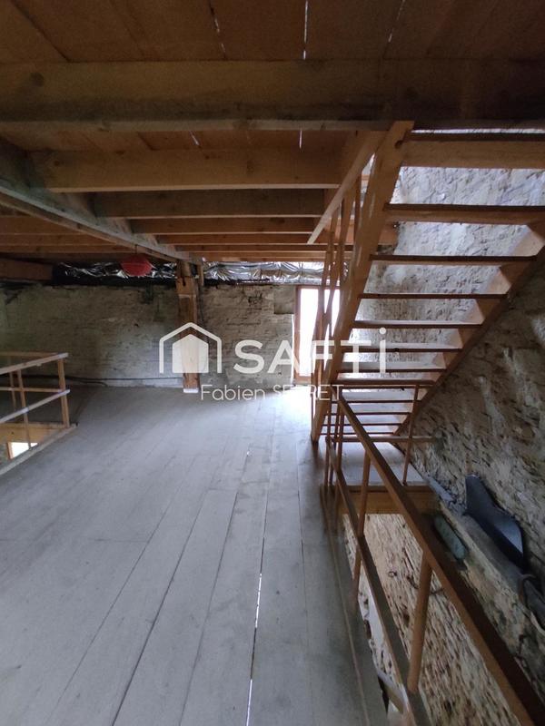 Maison - 204 m² - 2 pièces