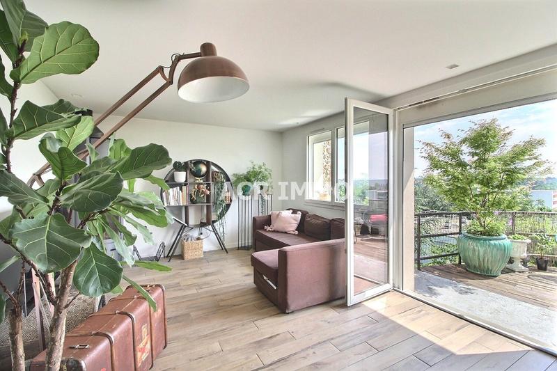 Maison - 103 m² - 4 pièces