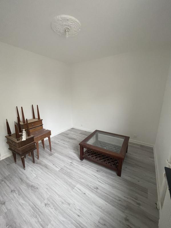 Appartement ancien - 70 m² - 3 pièces