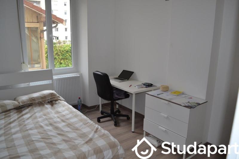 Chambre - 15 m² - 1 pièce