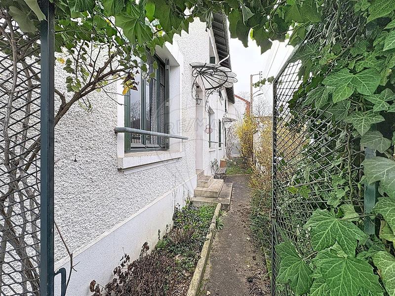 Maison - 184 m² - 7 pièces