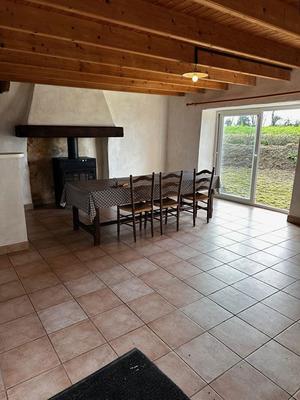 Maison en pierre - 75 m² - 4 pièces