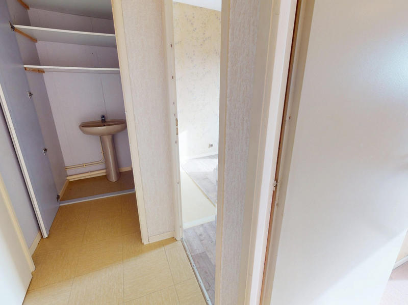 Appartement - 96 m² - 5 pièces