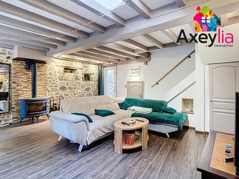 Maison - 90 m² - 4 pièces