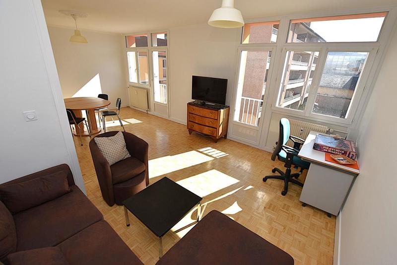 Appartement - 75 m² - 3 pièces